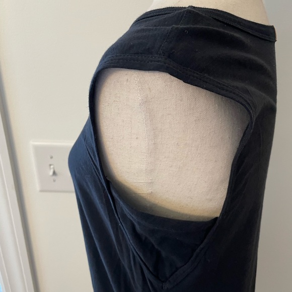 Lunya Restore Muscle Tee - Picture 10 of 15